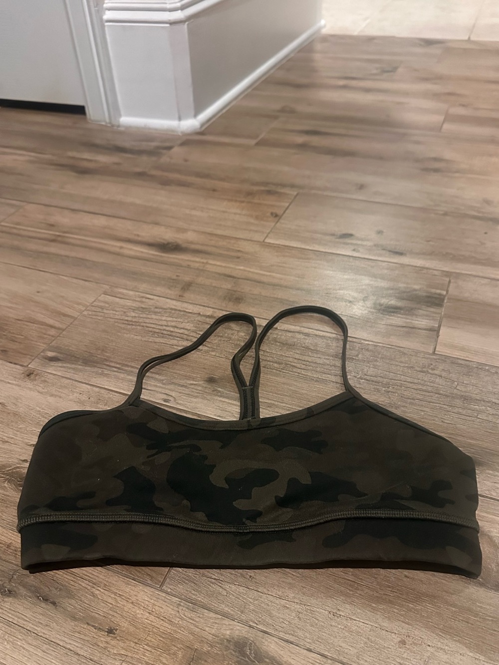 Lululemon size 6 Camo Strappy Sports Bra
